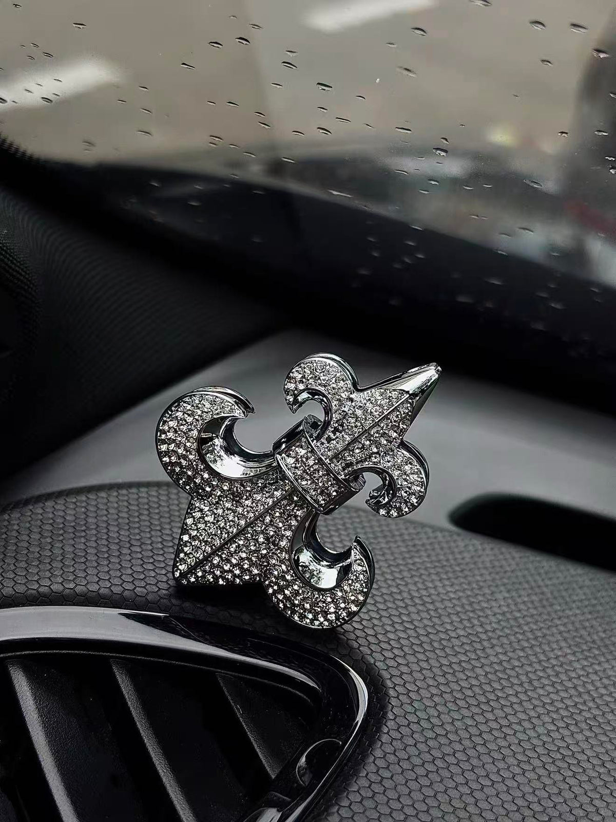 Rhinestone Fleur-de-Lis Hanging Car Air Freshener