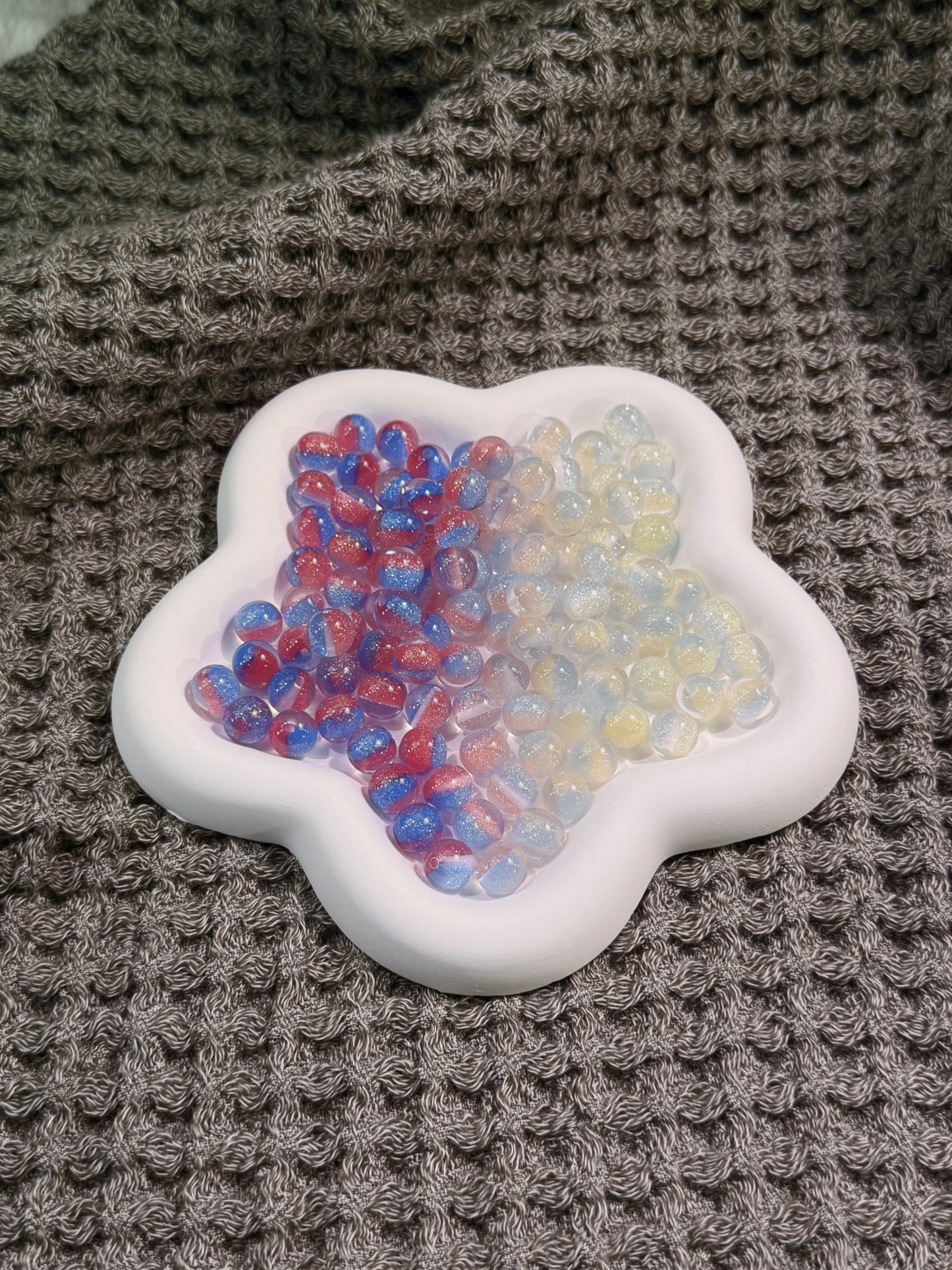 【KUKU SHOP】UV Rainbow Cat's Eye Beads 10mm