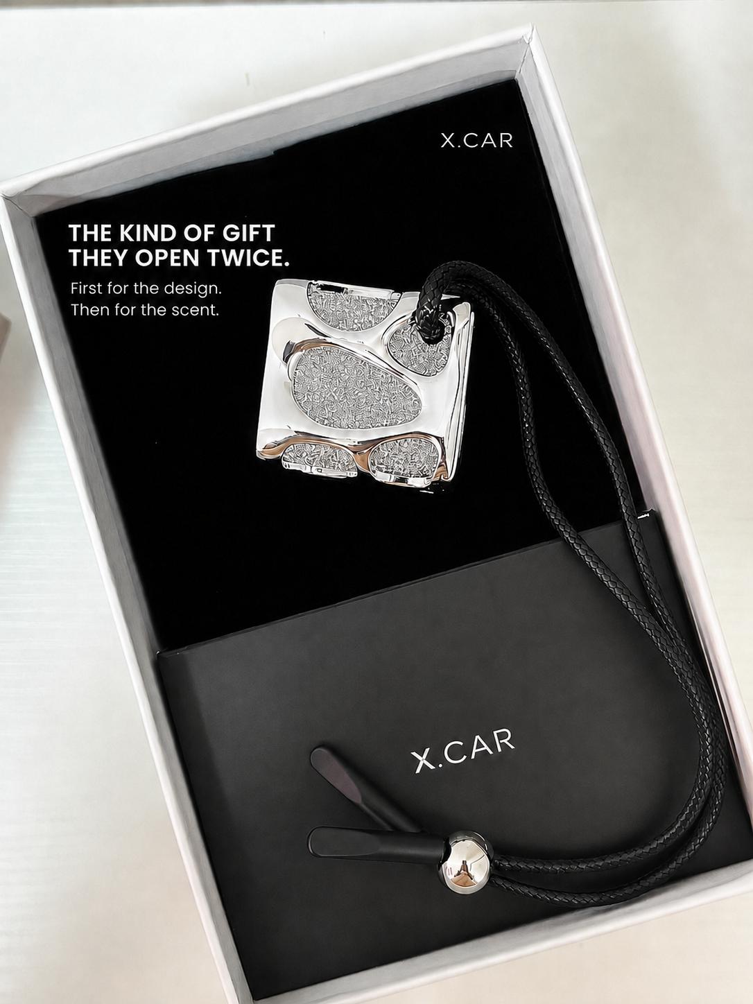 Dice Metal Car Hanging Air Freshener | Liquid‑Free Fragrance Diffuser